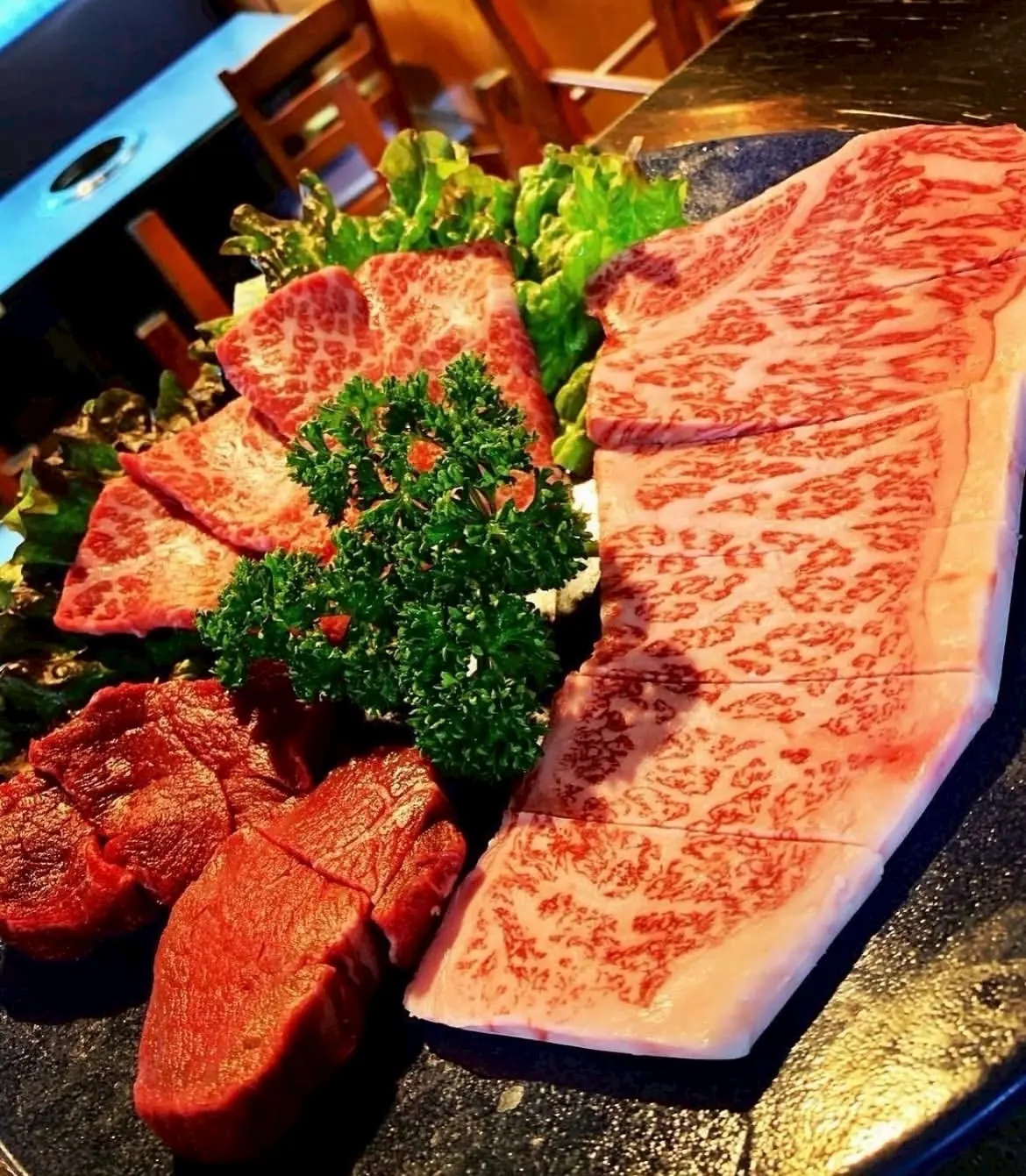 定番のお肉を厳選した「さがみ盛」の画像